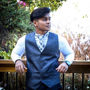 Meet your Posher, Lithursan